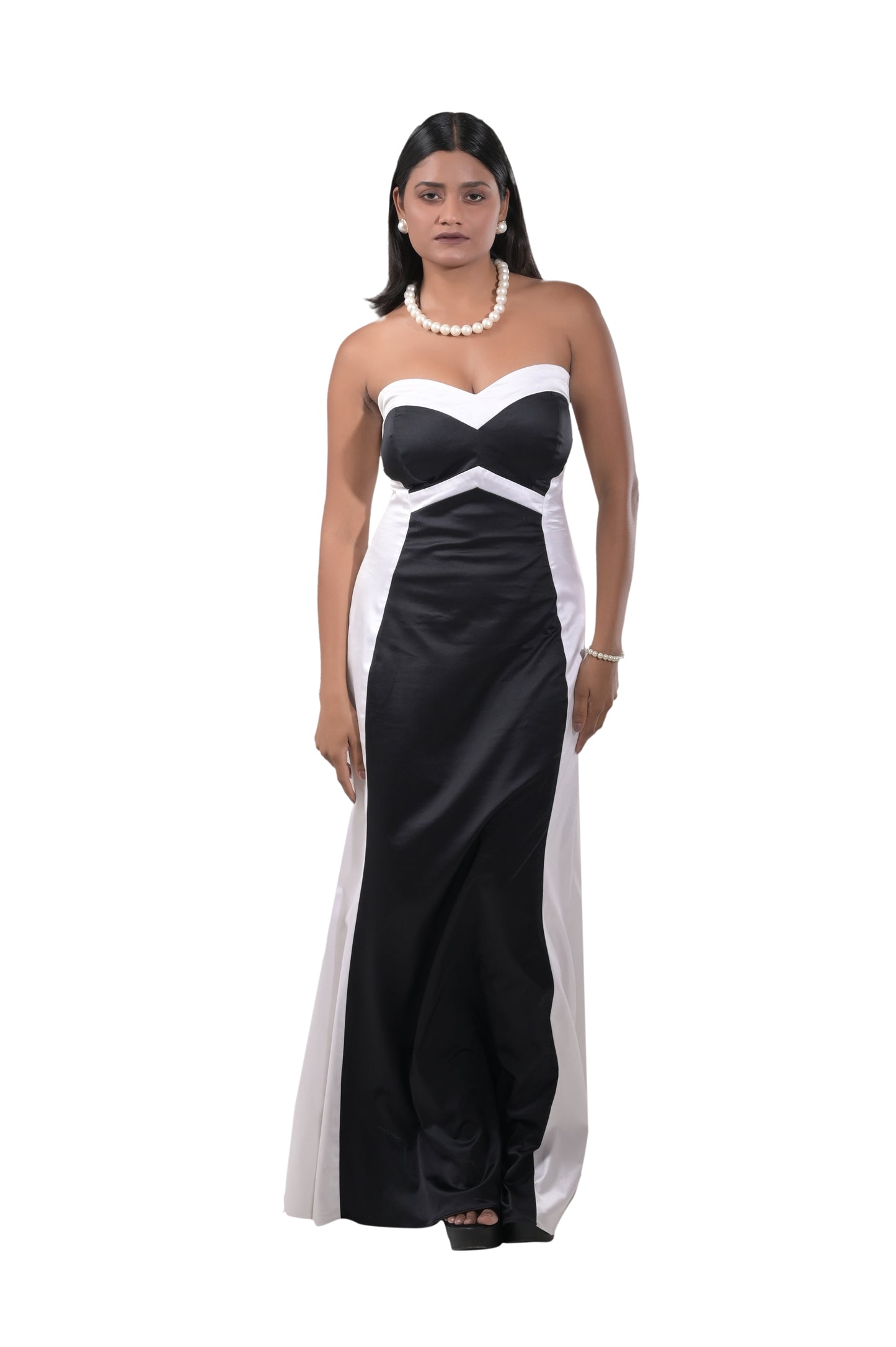 STRAPLESS DRESS