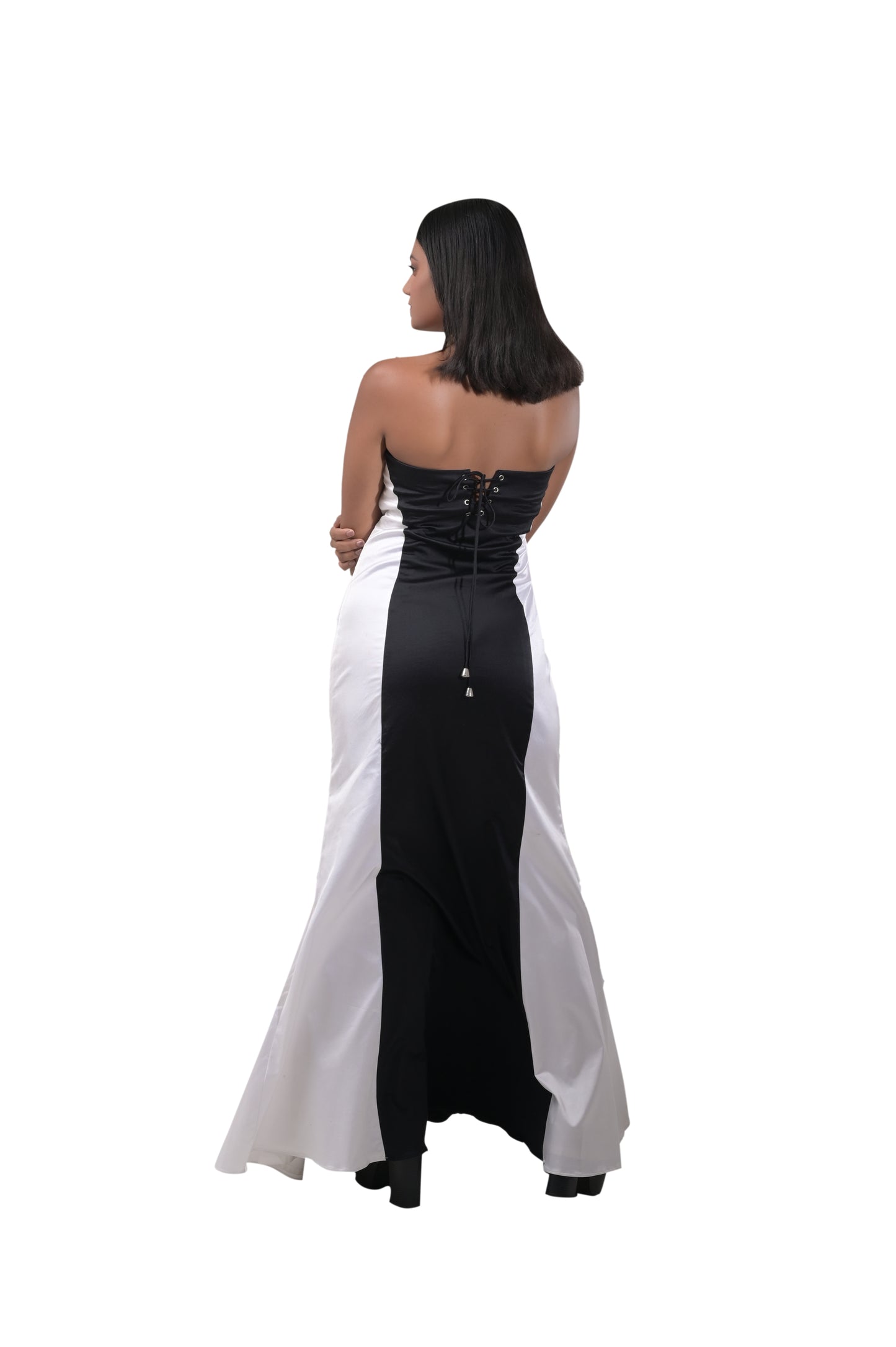 STRAPLESS DRESS